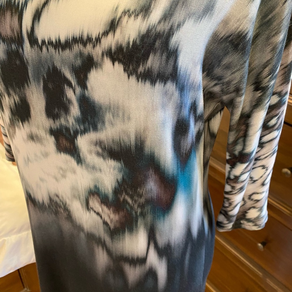 Dress - Picture 7 of 7